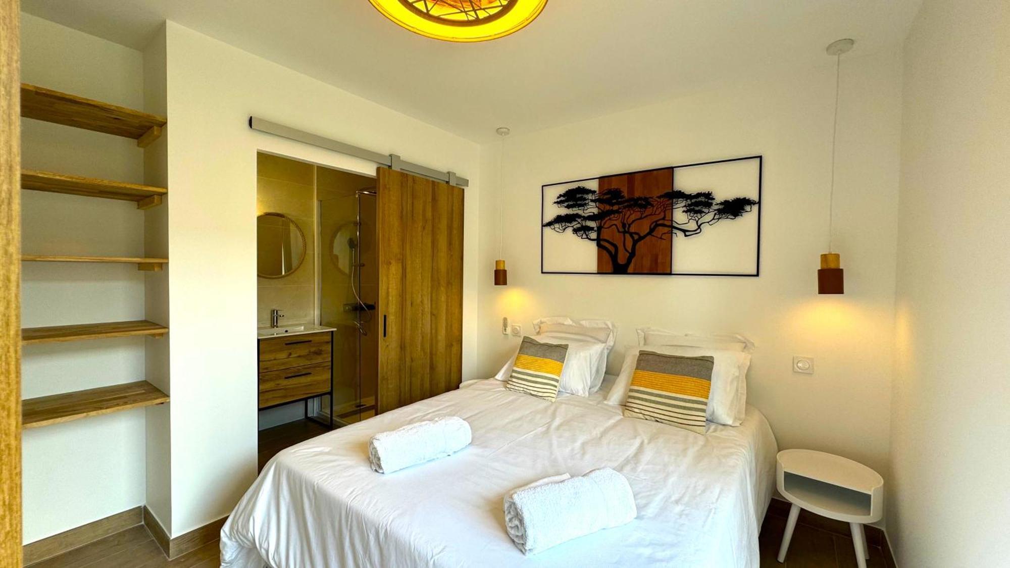 Daya Lodge. LʼIsle-sur-la-Sorgue Zewnętrze zdjęcie