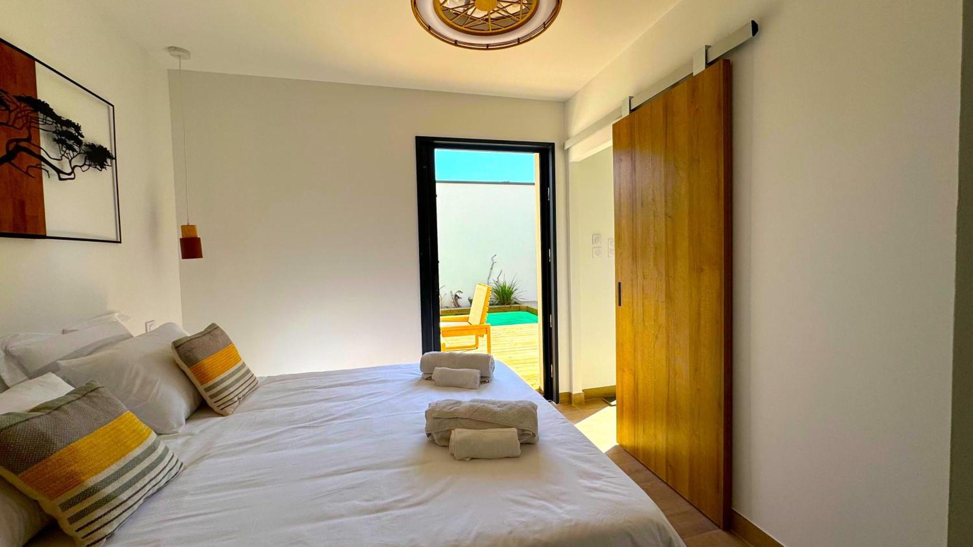 Daya Lodge. LʼIsle-sur-la-Sorgue Zewnętrze zdjęcie