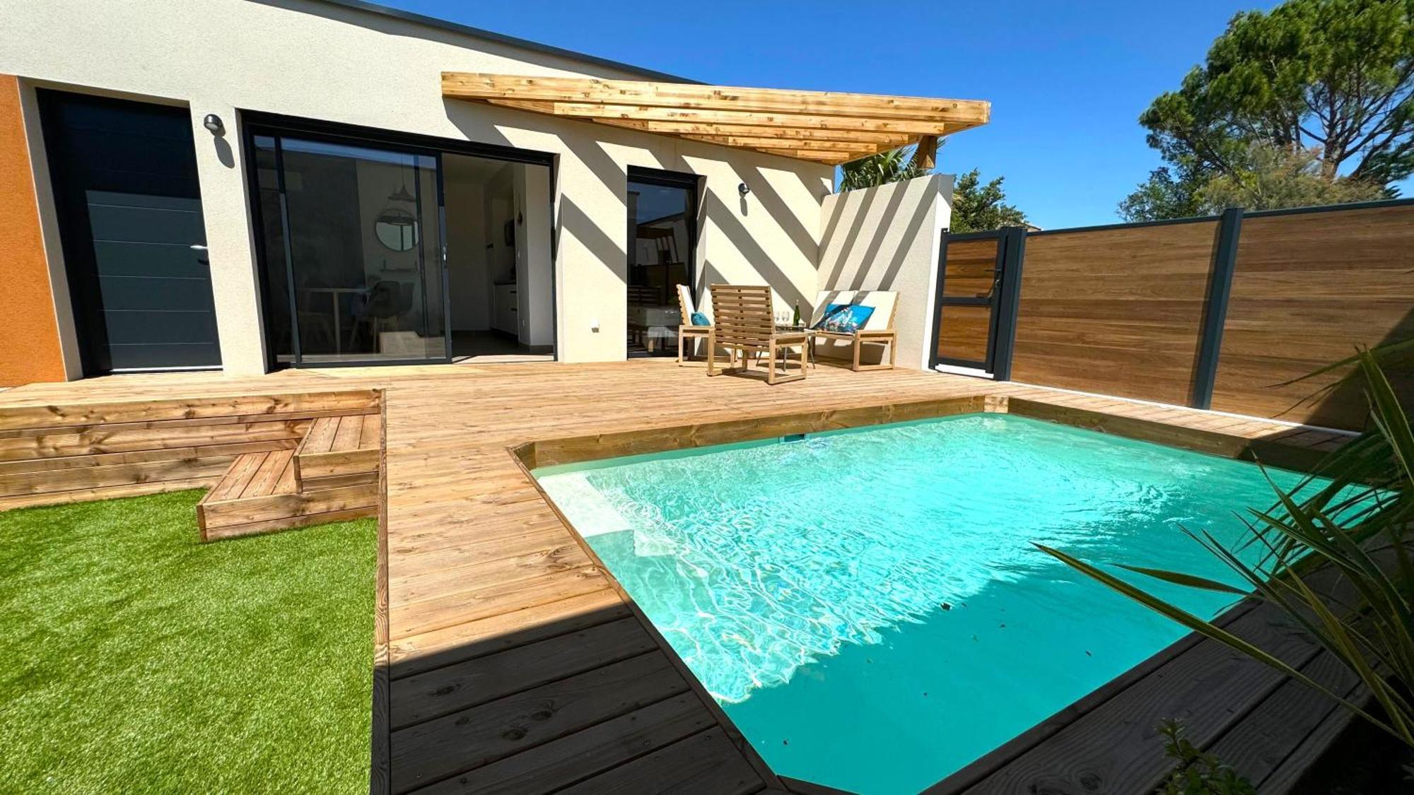 Daya Lodge. LʼIsle-sur-la-Sorgue Zewnętrze zdjęcie